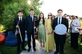 Лейла Алиева и Алена Алиева приняли участие в Благотворительном фестивале
