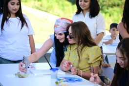 Лейла Алиева и Алена Алиева приняли участие в Благотворительном фестивале