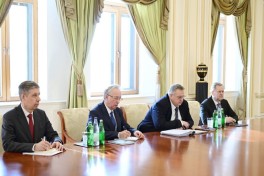 Президент Азербайджана принял вице-премьера РФ