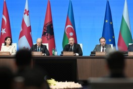 Президент Азербайджана принял участие в 12-м заседании министров в рамках Консультативного совета ЮГК - ОБНОВЛЕНО-1 