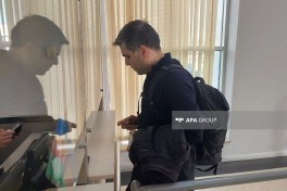 Эвакуированный из Ирана гражданин Великобритании: Школы и университеты закрыты, но магазины и учреждения продолжают работу