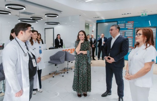 Лейла Алиева и Арзу Алиева посетили Педиатрический центр «Leyla Medical Center»
