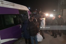 В город Агдам прибыла очередная группа переселенцев, им вручены ключи от квартир-ОБНОВЛЕНО-1 