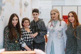 Лейла Алиева и Арзу Алиева посетили Педиатрический центр «Leyla Medical Center»