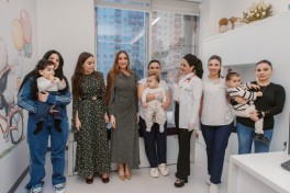 Лейла Алиева и Арзу Алиева посетили Педиатрический центр «Leyla Medical Center»