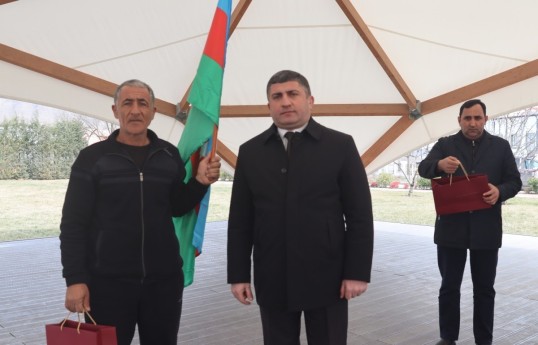 Состоялось очередное переселение в сёла Тезебина и Сеидбейли Ходжалинского района