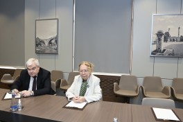Джейхун Байрамов встретился с гендиректором Отделения ООН в Женеве