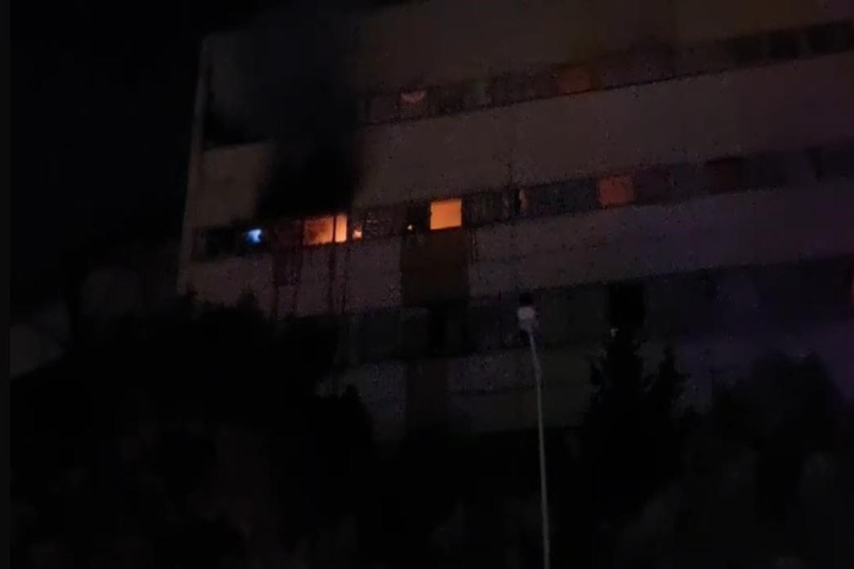 В Бинагади потушен пожар в жилом здании -ОБНОВЛЕНО 