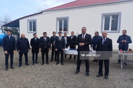В село Ханоба Ходжавендского района прибыла первая группа переселенцев, им вручены ключи от квартир-ОБНОВЛЕНО -ФОТО 