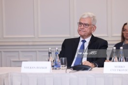 В рамках Бакинского форума прошёл саммит, организованный журналом The Economist — ФОТО 