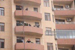 Пожар в жилом доме в Баку потушен, жильцы эвакуированы -ОБНОВЛЕНО-4-ФОТО-ВИДЕО 