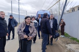 В Агдеринский район прибыли очередные группы переселенцев, им вручены ключи от домов -ОБНОВЛЕНО-ФОТО 