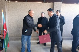 В Агдеринский район прибыли очередные группы переселенцев, им вручены ключи от домов -ОБНОВЛЕНО-ФОТО 