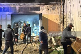 Пожар в мебельном цехе в Бинагадинском районе Баку потушен-ФОТО -ВИДЕО -ОБНОВЛЕНО-3 