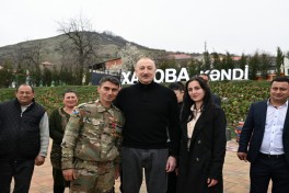 Президент Азербайджана ознакомился с работами по восстановлению частных жилых домов и инфраструктуры в селе Ханоба Ходжавендского района-ФОТО-ОБНОВЛЕНО 