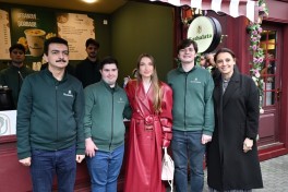 Алена Алиева посетила Новрузовскую ярмарку