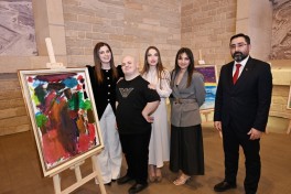 В Музее каменной летописи открылась инклюзивная выставка искусств «Вне рамок»
