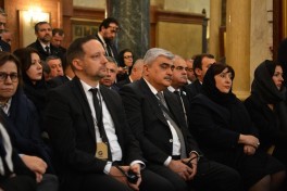 Состоялись похороны Илии II, в церемонии приняла участие Сахиба Гафарова — ФОТО 