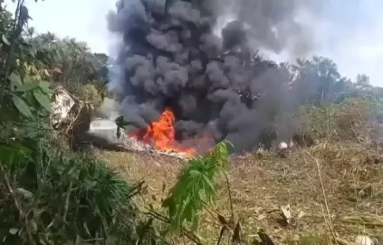 В Колумбии самолет с более чем 100 военнослужащими потерпел крушение, по меньшей мере 66 человек погибли-ОБНОВЛЕНО 