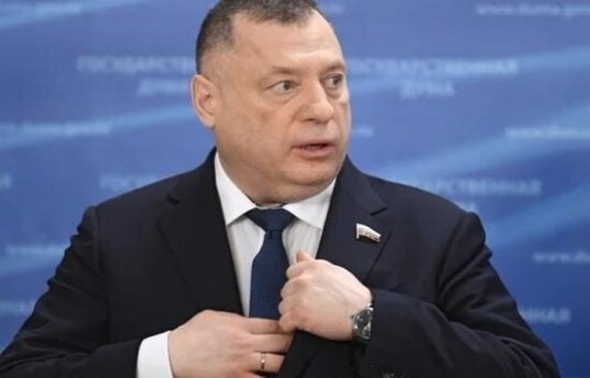 Скончался российский депутат, участвовавший в событиях 20 января