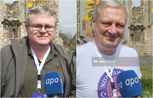 Ирландский путешественник Дэмиен Стак и финский путешественник Кари Каранко