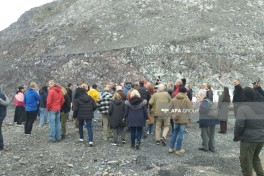 Путешественники ознакомились с ходом работ по строительству автомобильной и железной дороги Горадиз–Агбенд — ФОТО 