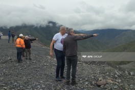 Путешественники ознакомились с ходом работ по строительству автомобильной и железной дороги Горадиз–Агбенд — ФОТО 