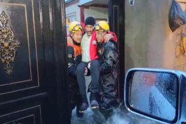 МЧС эвакуировало 42 человек с затопленных территорий в Баку, Сумгайыте и Абшеронском районе -ФОТО-ВИДЕО-ОБНОВЛЕНО-1 