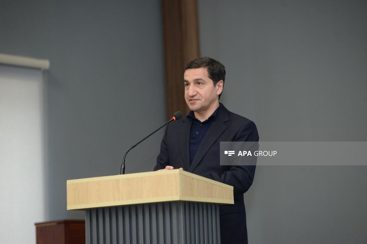 помощник Президента Азербайджана — заведующий отделом по вопросам внешней политики Администрации Президента Хикмет Гаджиев