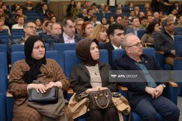 Хикмет Гаджиев: Азербайджан имеет хорошие отношения со всеми соседями
