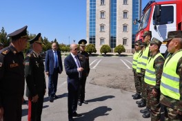 Кямаледдин Гейдаров провёл служебное совещание в МЧС НАР-ВИДЕО 
