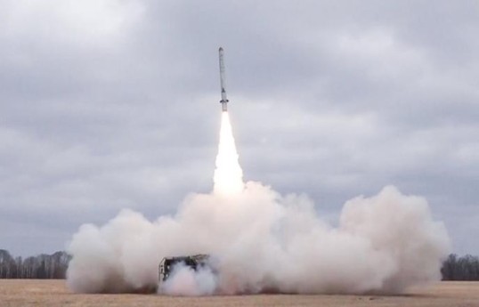 ОАЭ заявили о новой ракетно-дроновой атаке со стороны Ирана