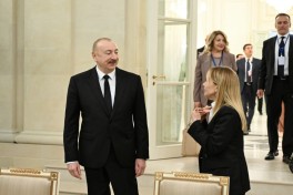 От имени Президента Ильхама Алиева дан рабочий ужин в честь Председателя Совета министров Италии-ФОТО 