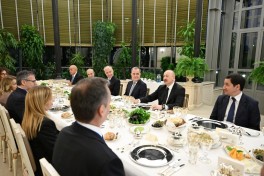От имени Президента Ильхама Алиева дан рабочий ужин в честь Председателя Совета министров Италии-ФОТО 