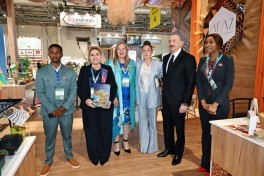 Президент ознакомился с 19-й выставкой Caspian Agro Week и 31-й выставкой InterFood Azerbaijan -ОБНОВЛЕНО 