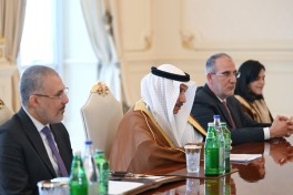 Президент Ильхам Алиев принял делегацию во главе с председателем Группы Исламского банка развития