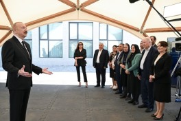 Президент Ильхам Алиев и первая леди Мехрибан Алиева встретились с жителями, переселившимися в село Шукюрбейли Джабраильского района-ФОТО -ОБНОВЛЕНО 