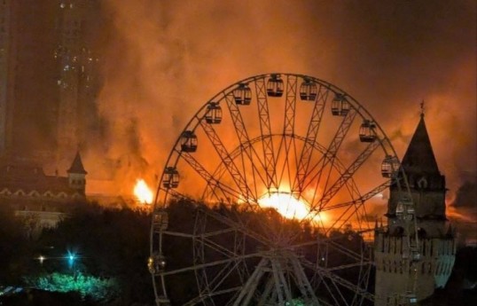 В Измайловском кремле на востоке Москвы произошел пожар-ФОТО 