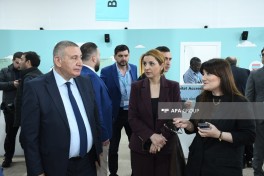 Представители СМИ ознакомились с работами, проводимыми на Бакинском олимпийском стадионе в связи с WUF13-ФОТО 