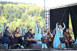 В городе Шуша проходит IX Международный музыкальный фестиваль «Харыбюльбюль»