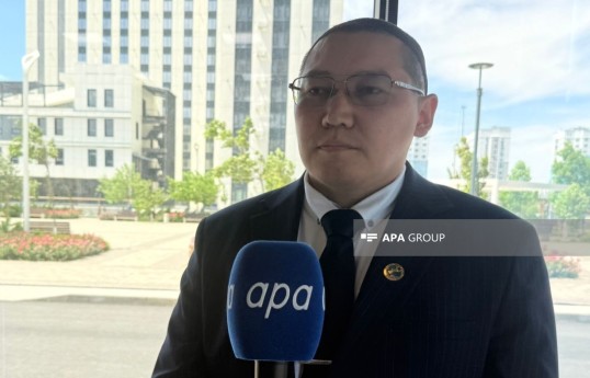 Казахстанский политолог: Азербайджан является одним из ключевых игроков, соединяющих Запад и Восток