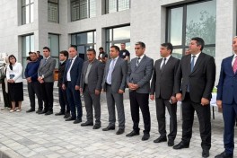 Очередная группа переселенцев прибыла в село Шюкюрбейли Джабраильского района, им вручены ключи от домов -ОБНОВЛЕНО-ФОТО 