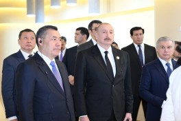 Президент Ильхам Алиев и другие участники неформального саммита ОТГ ознакомились в Туркестане с рядом культурных объектов