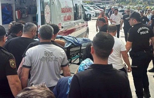 В Турции в результате вооруженного нападения на ресторан 4 человека погибли, 8 человек получили ранения-ОБНОВЛЕНО 
