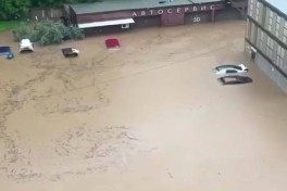Ливни в Москве привели к подтоплениям-ВИДЕО 