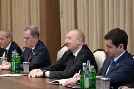 Президент Ильхам Алиев встретился с Шавкатом Мирзиёевым -ОБНОВЛЕНО 