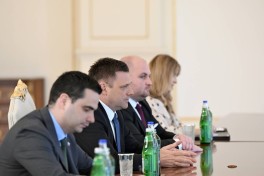 Президент Ильхам Алиев принял вице-премьера Словакии