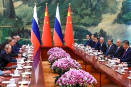 Путин встретился в Пекине с лидером Китая