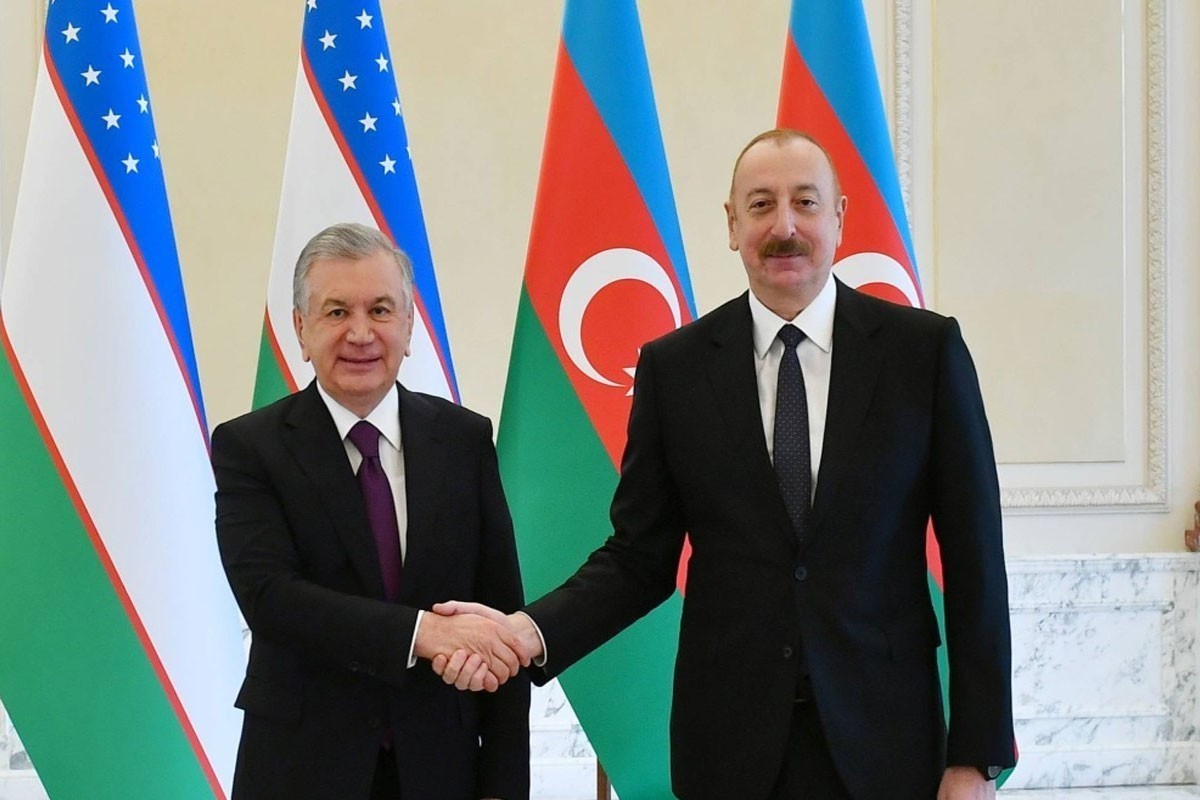 Президент Республики Узбекистан Шавкат Мирзиёев и Президент Азербайджанской Республики Ильхам Алиев.