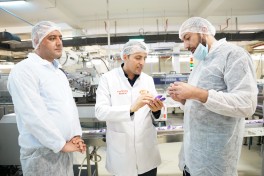 Представители СМИ ознакомились с фабрикой «Ulduz», продвигающей бренд “Made in Azerbaijan” в мире-ФОТО 